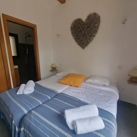 Bergerie Nepita Oasis Rustique Et Piscine Privée Hébergement de vacances